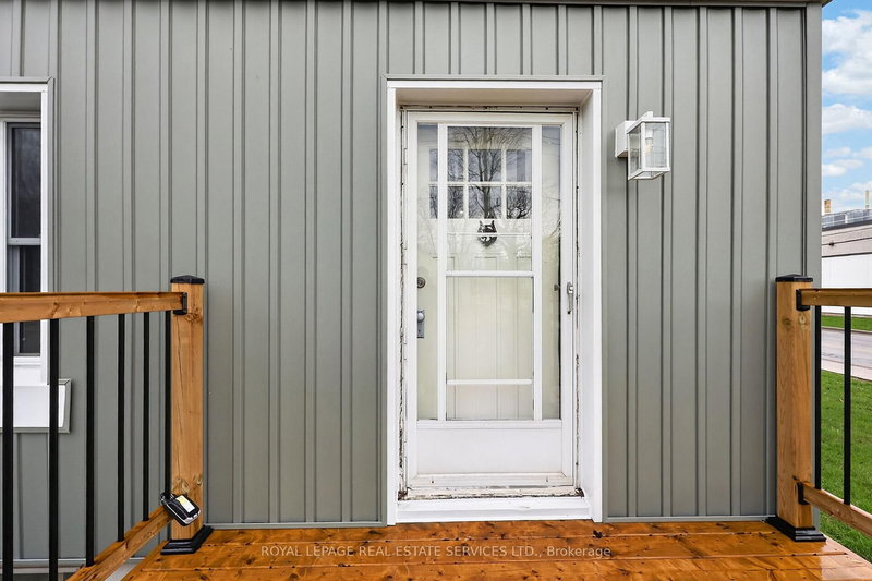 71 Centre St S, New Tecumseth, L9R 1J4 | Image 3