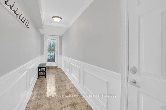 Lower - 99 Willis Rd, Vaughan, L4L 2S4 | Image 2