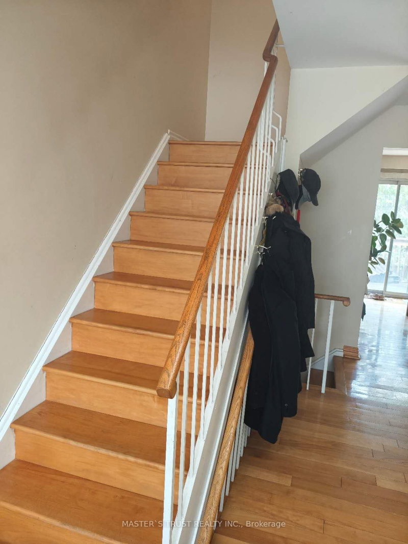 40 - 653 Village Pkwy E, Markham, L3R 2R2 | Image 2