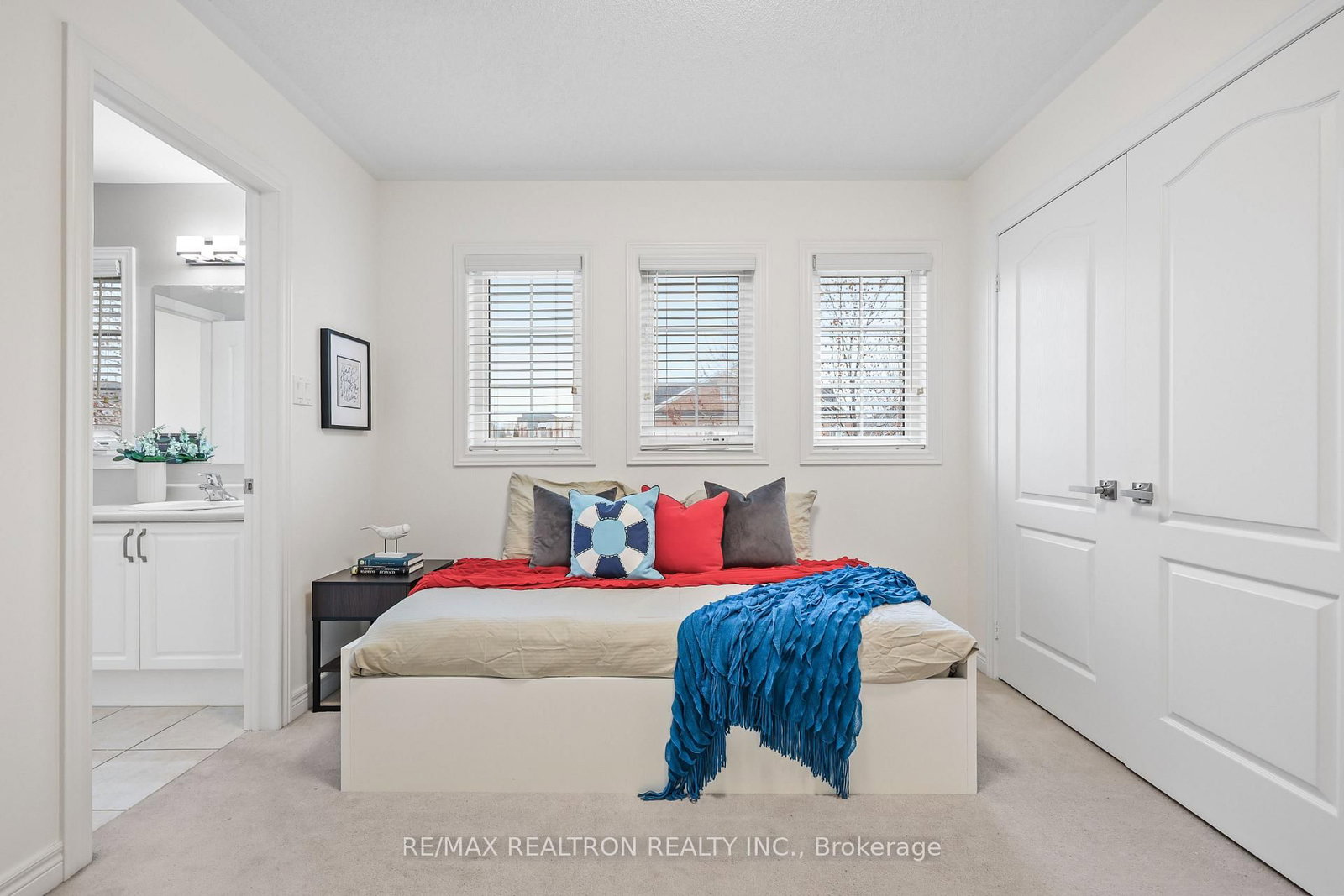 Detached House for sale at 2 Serene Way, Vaughan, Ontario, L4J 8Z8 - Patterson - MLS: N13015128