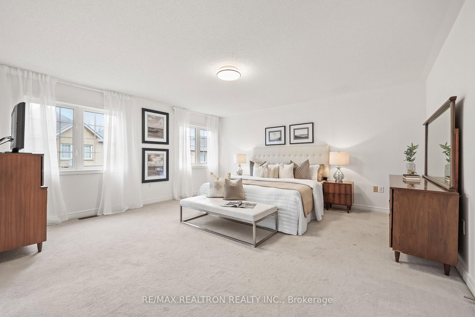 Detached House for sale at 2 Serene Way, Vaughan, Ontario, L4J 8Z8 - Patterson - MLS: N13015128