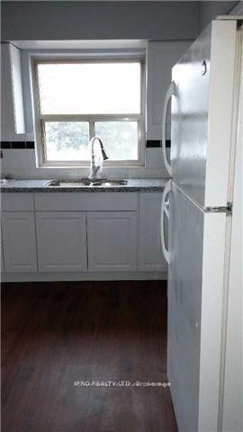 Unit 3 — 182 Ruggles Avenue — photo 2