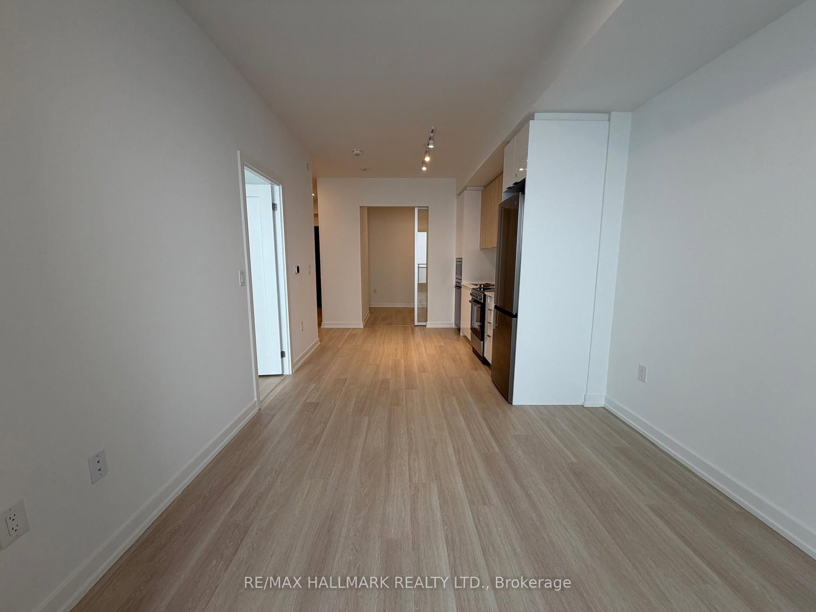 9763 Markham Road, Unit A2306 - Photo 11
