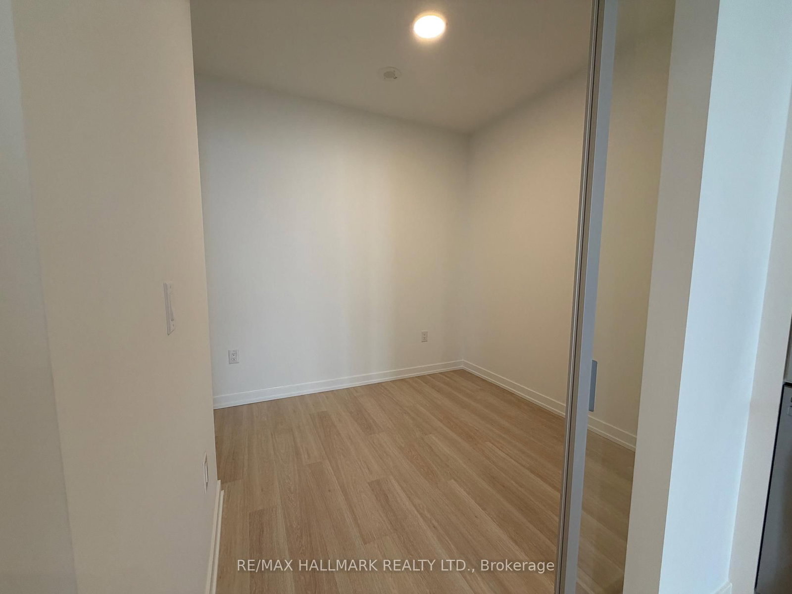 9763 Markham Road, Unit A2306 - Photo 5