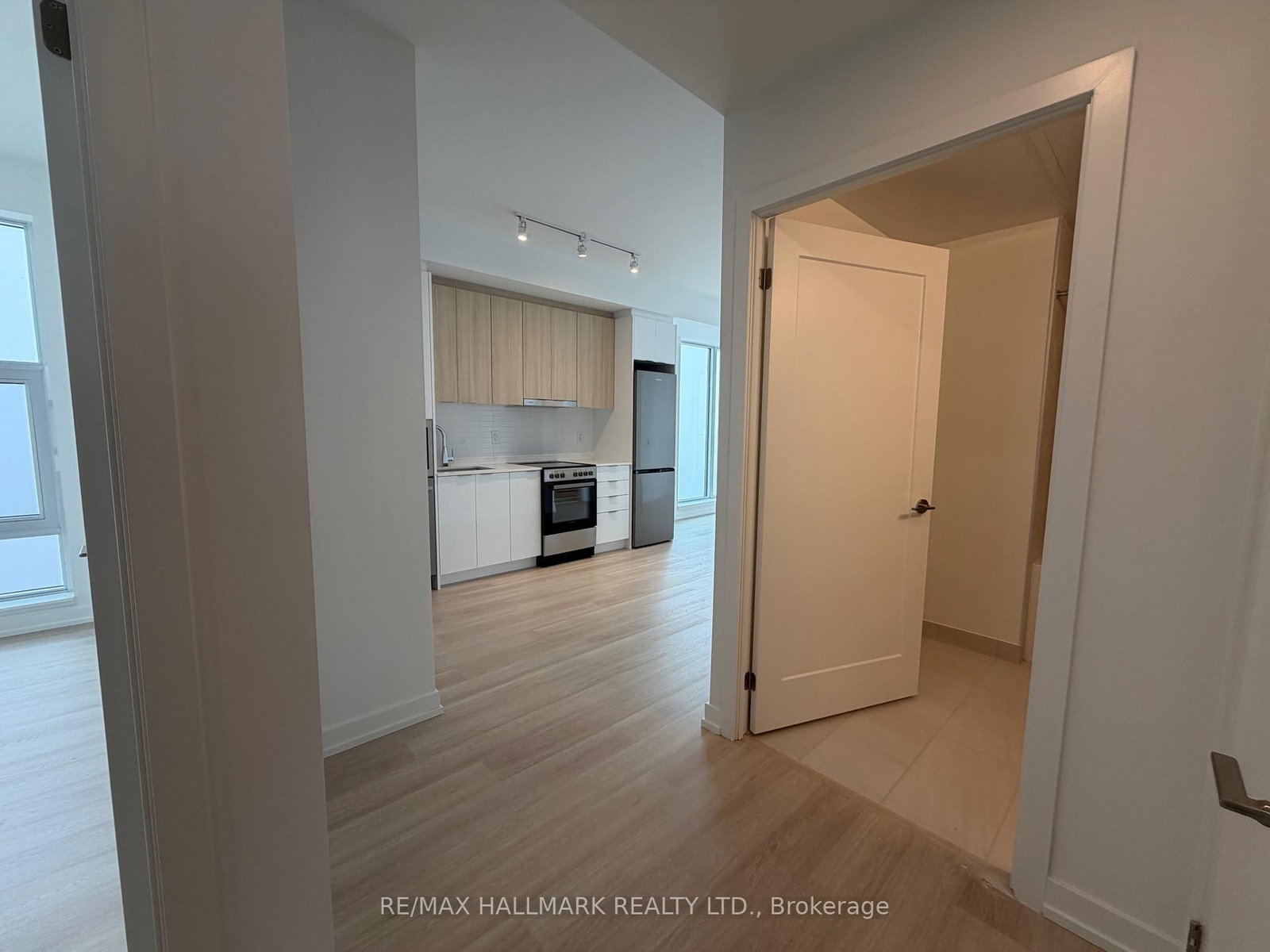 9763 Markham Road, Unit A2310 - Photo 5