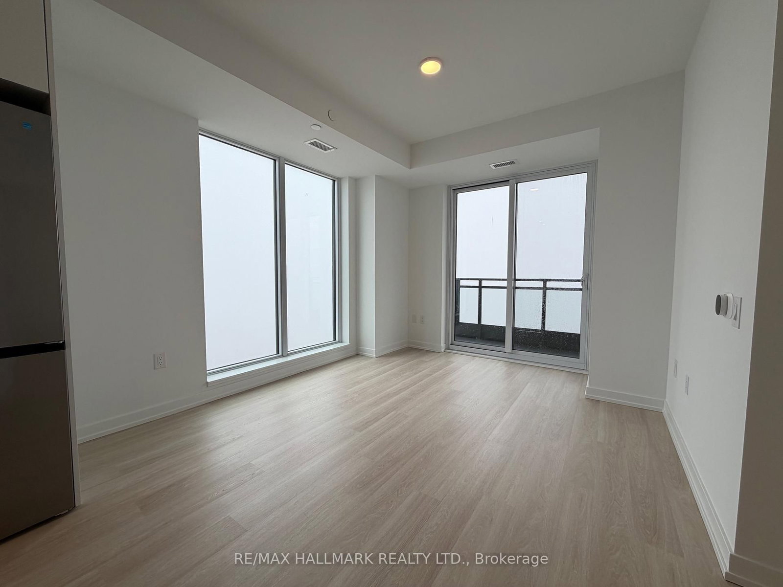 9763 Markham Road, Unit A2310 - Photo 7