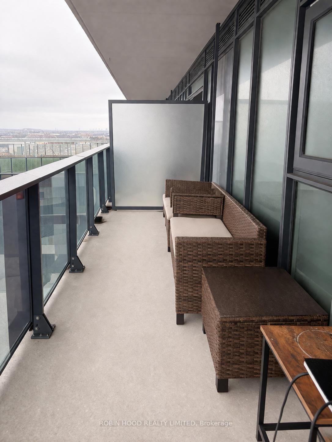 8960 Jane Street, Unit 814 - Photo 21