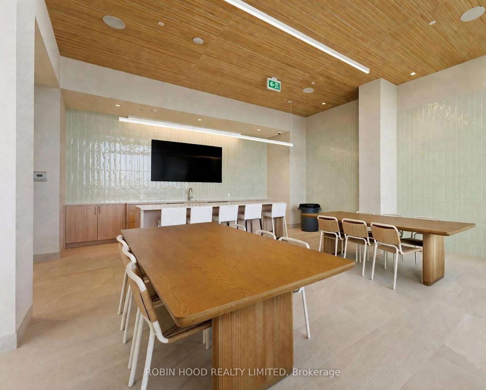 8960 Jane Street, Unit 814 - Photo 29