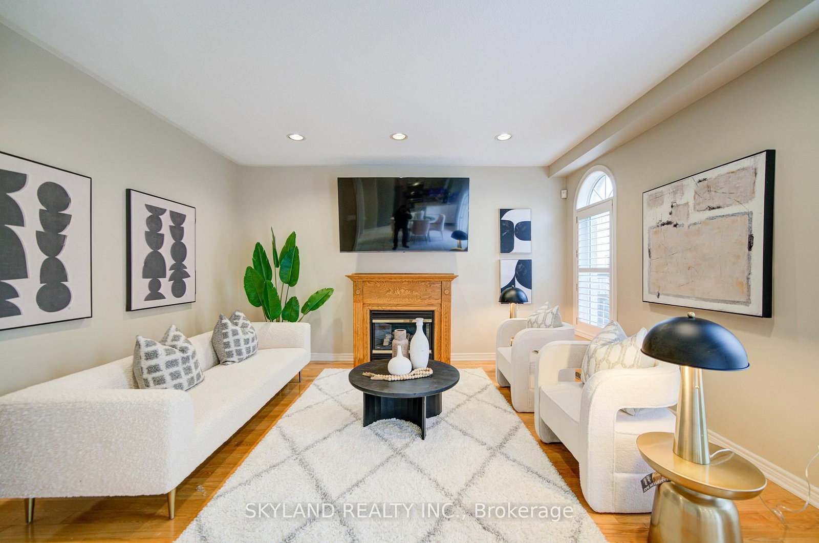 Detached House for sale at 26 Gemini Crescent, Richmond Hill, Ontario, L4S 2K6 - Rouge Woods - MLS: N13015358