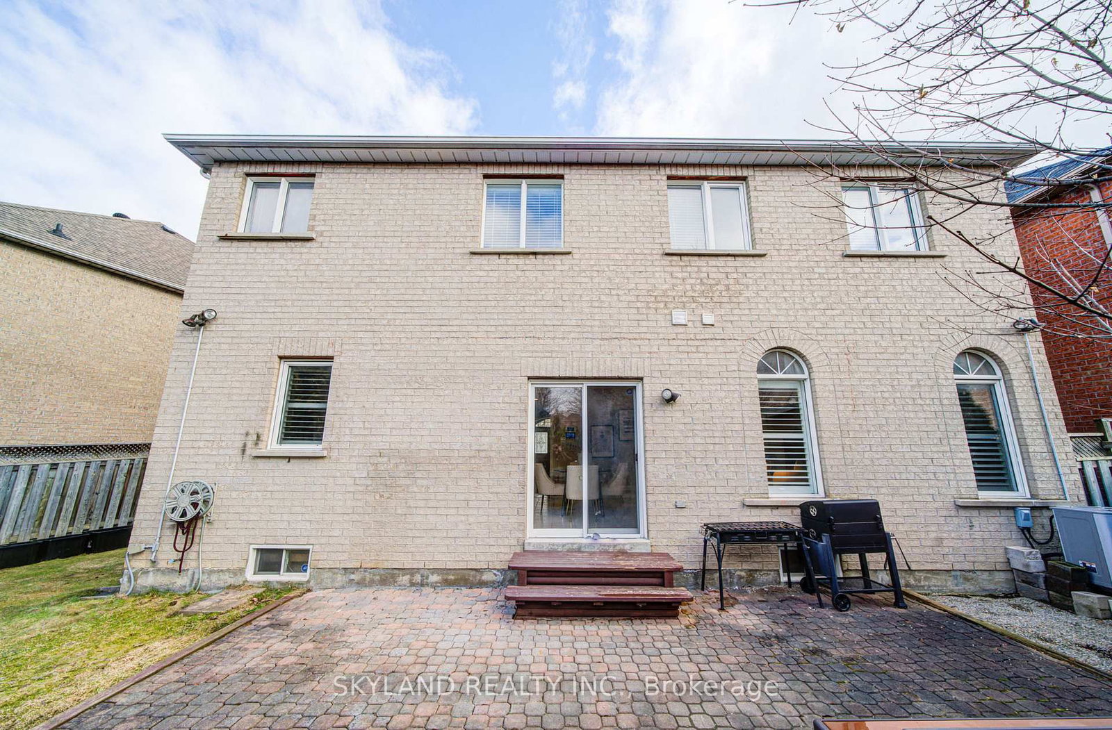 Detached House for sale at 26 Gemini Crescent, Richmond Hill, Ontario, L4S 2K6 - Rouge Woods - MLS: N13015358