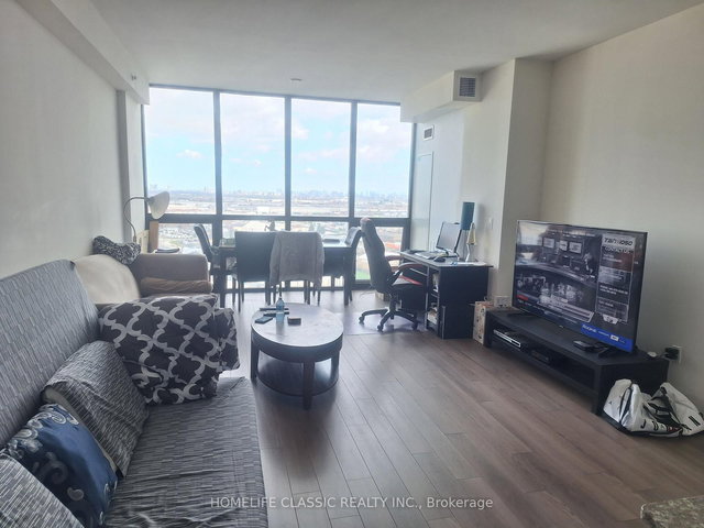 1401 - 2900 Highway No. 7 Road W