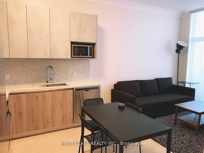 Ph01 - 25 Water Walk Dr, Markham, L3P 1N3 | Image 3