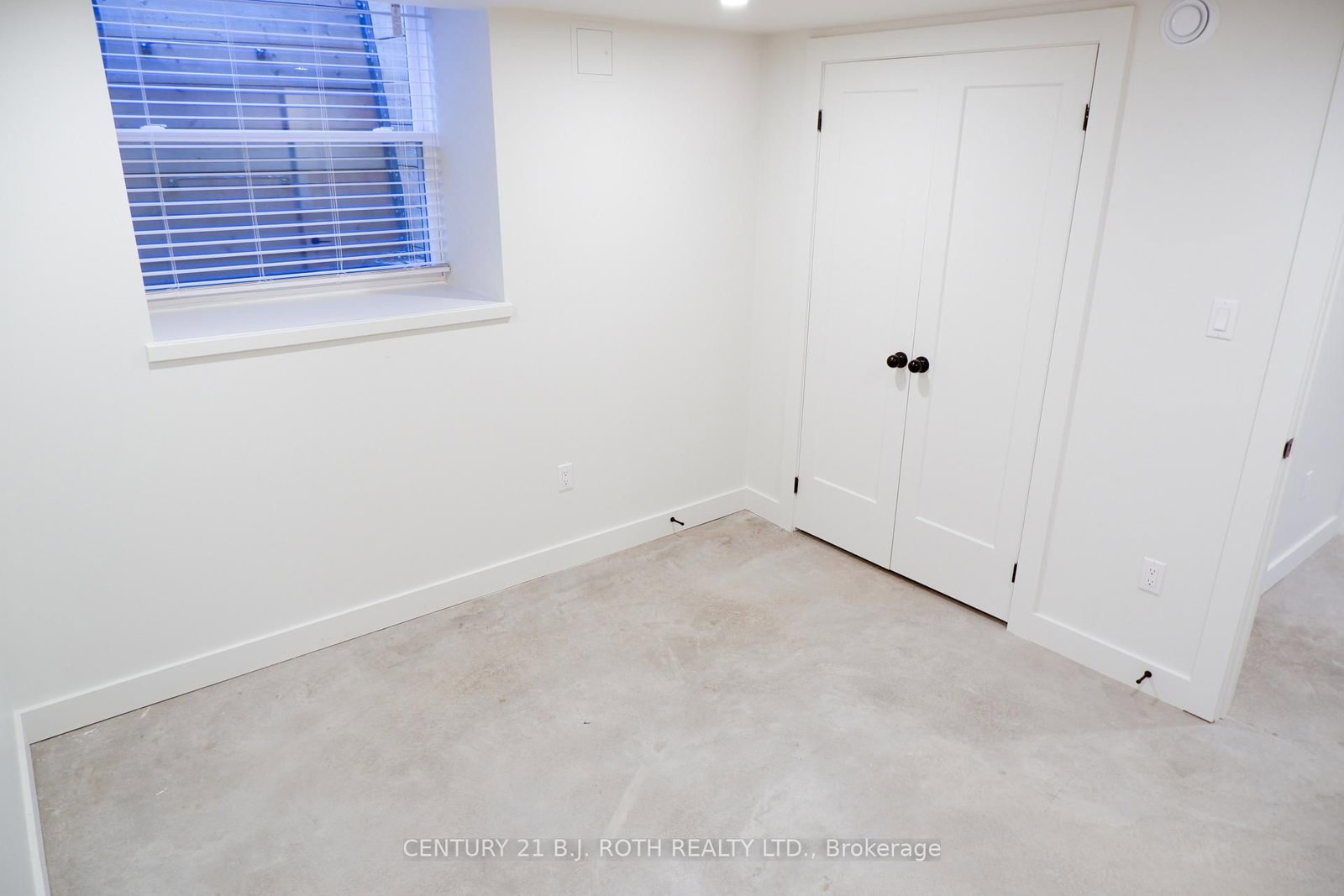 1370 Killarney Beach Road, Unit 207 - Photo 3