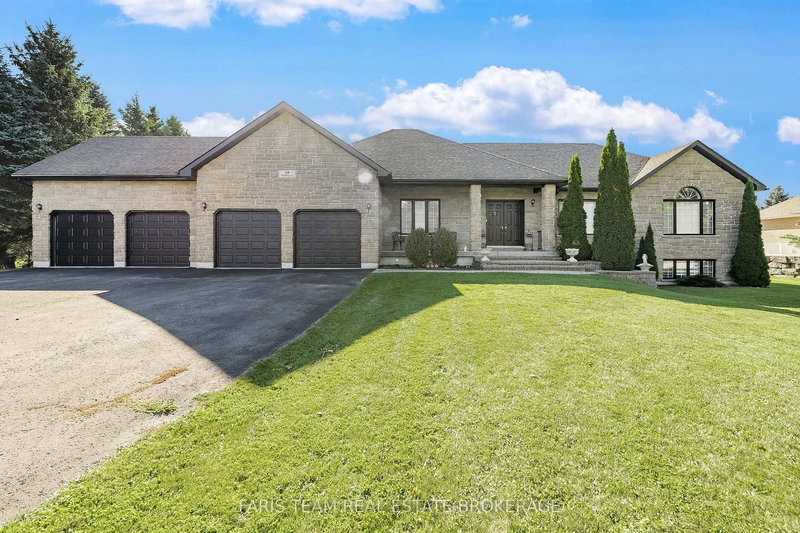 39 Vanderpost Cres, Essa, L0L 2N0 | Image 3