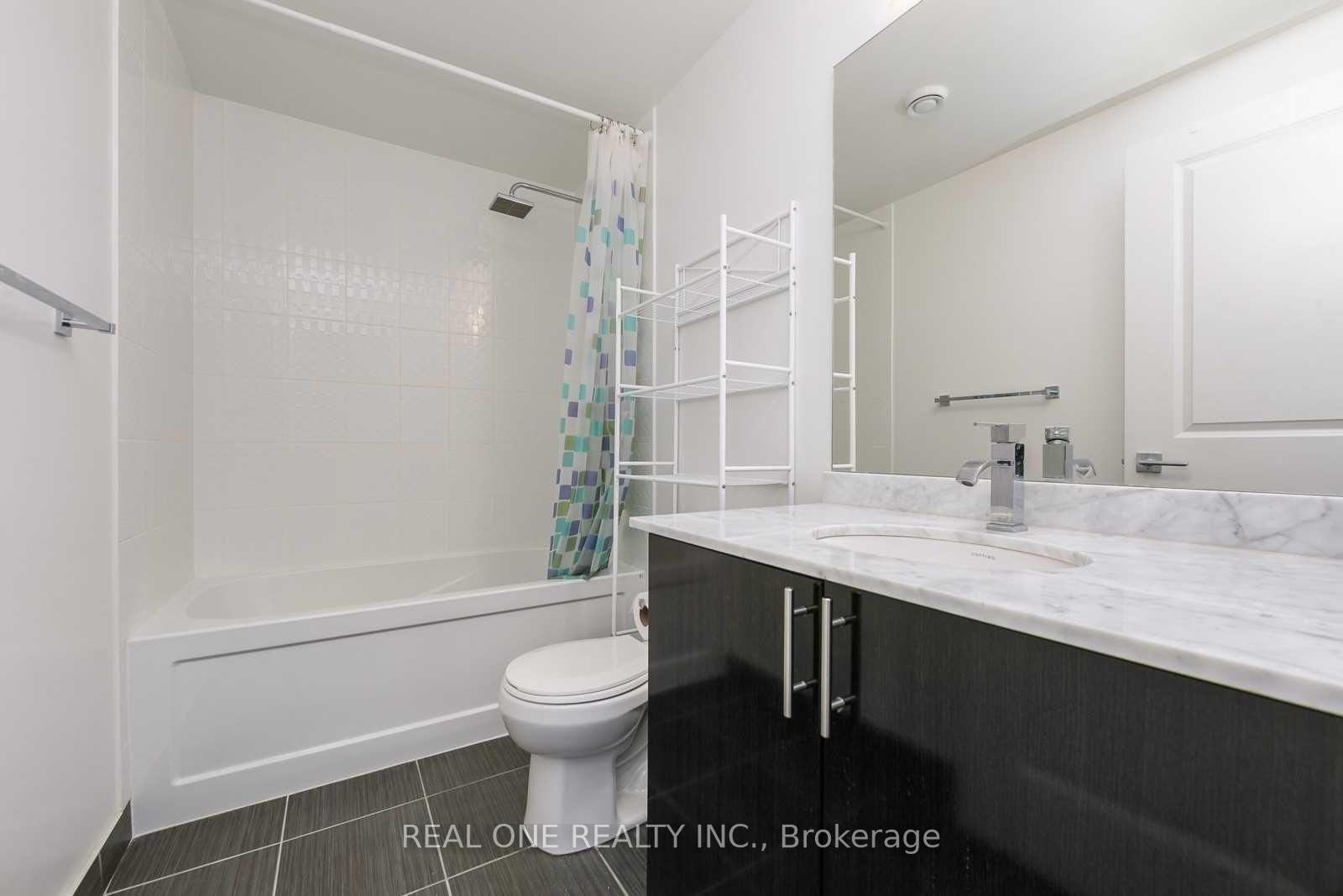 7167 Yonge Street, Unit 1102 - Photo 8