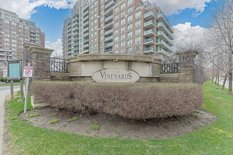 604 - 330 RED MAPLE Rd, Richmond Hill, L4C 0T6 | Image 3