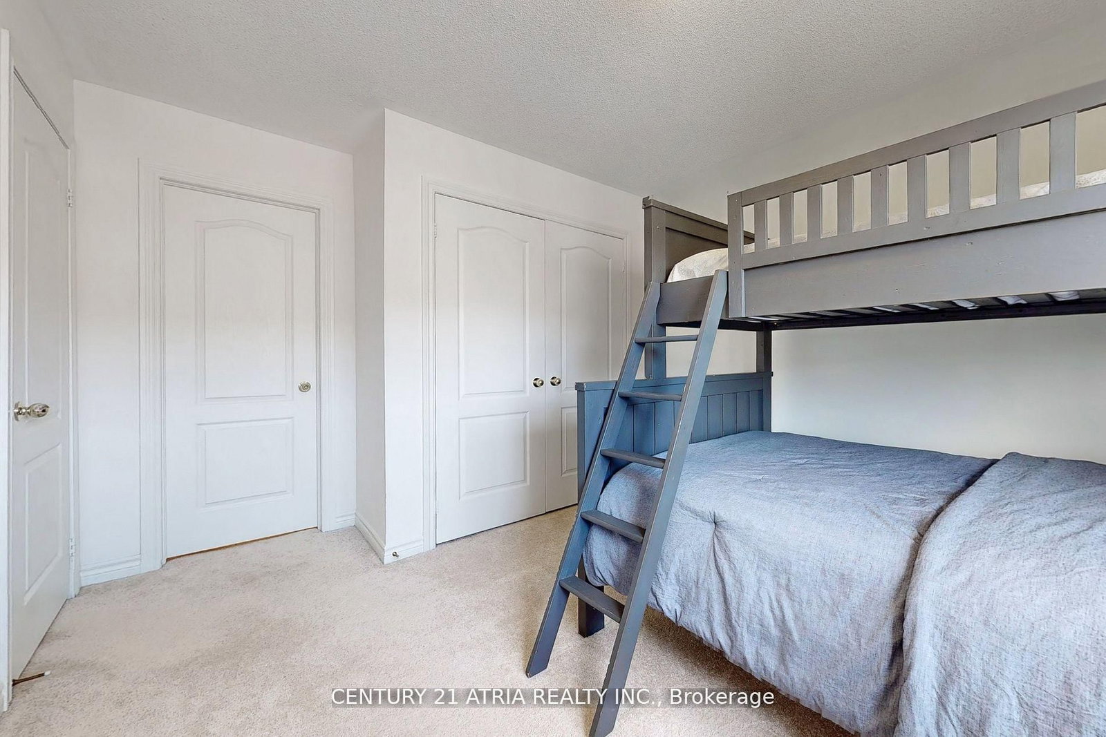 17 Cathedral High Street - Photo 27