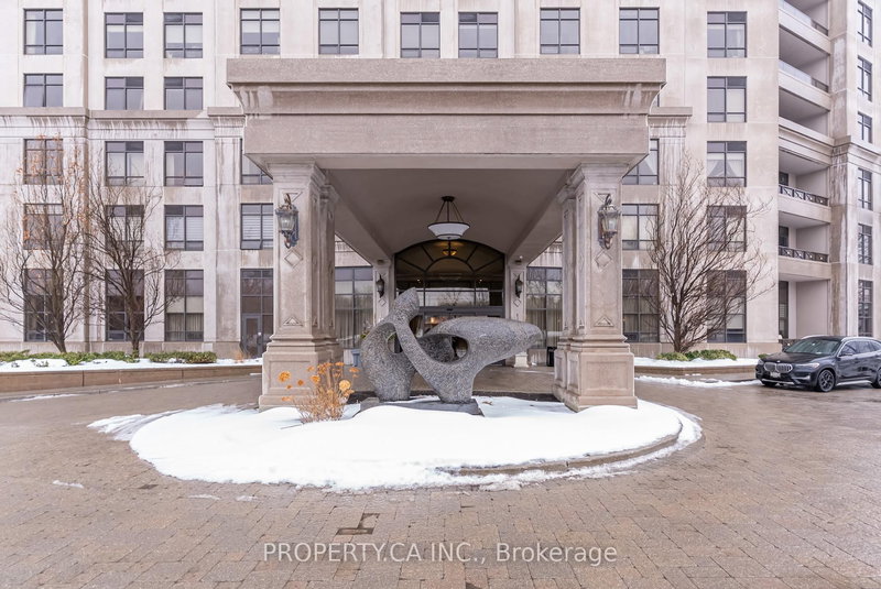 305 - 9235 Jane St, Vaughan, L6A 0J8 | Image 3