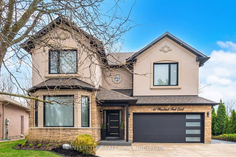61 Woodland Trail Crt, Vaughan, Ontario