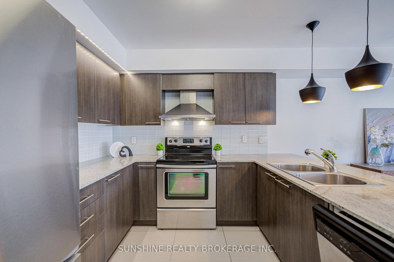 322 John Street, Unit 276 - Photo 16