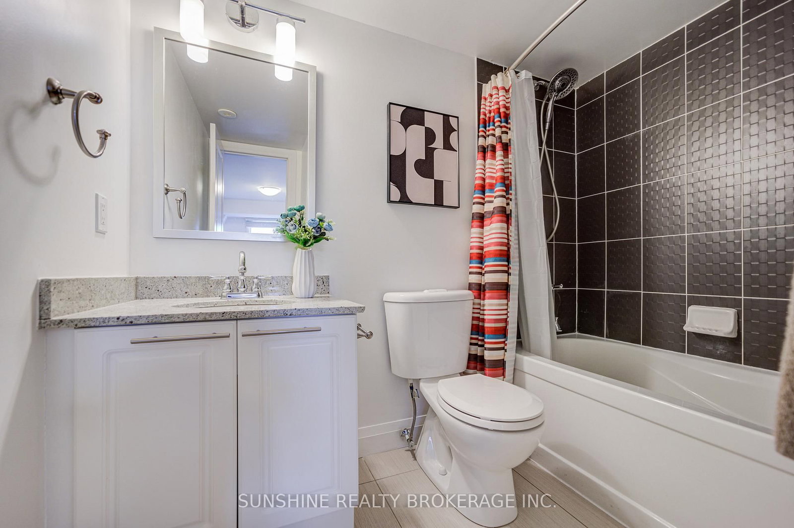 322 John Street, Unit 276 - Photo 27