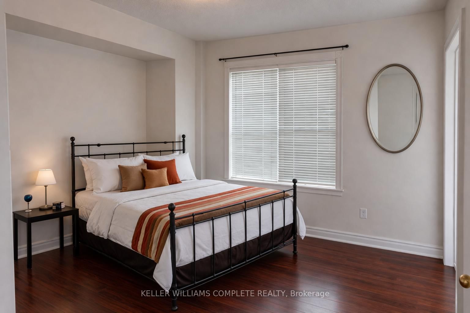 43 Colchester Street, Unit Coach House