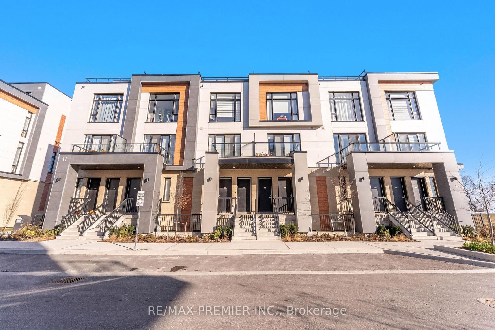 11 Steckley House Lane, Unit 409