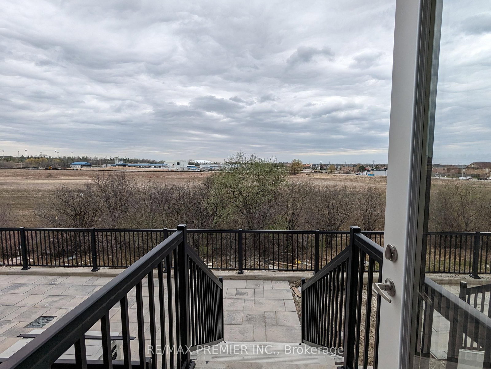 11 Steckley House Lane, Unit 409 - Photo 17