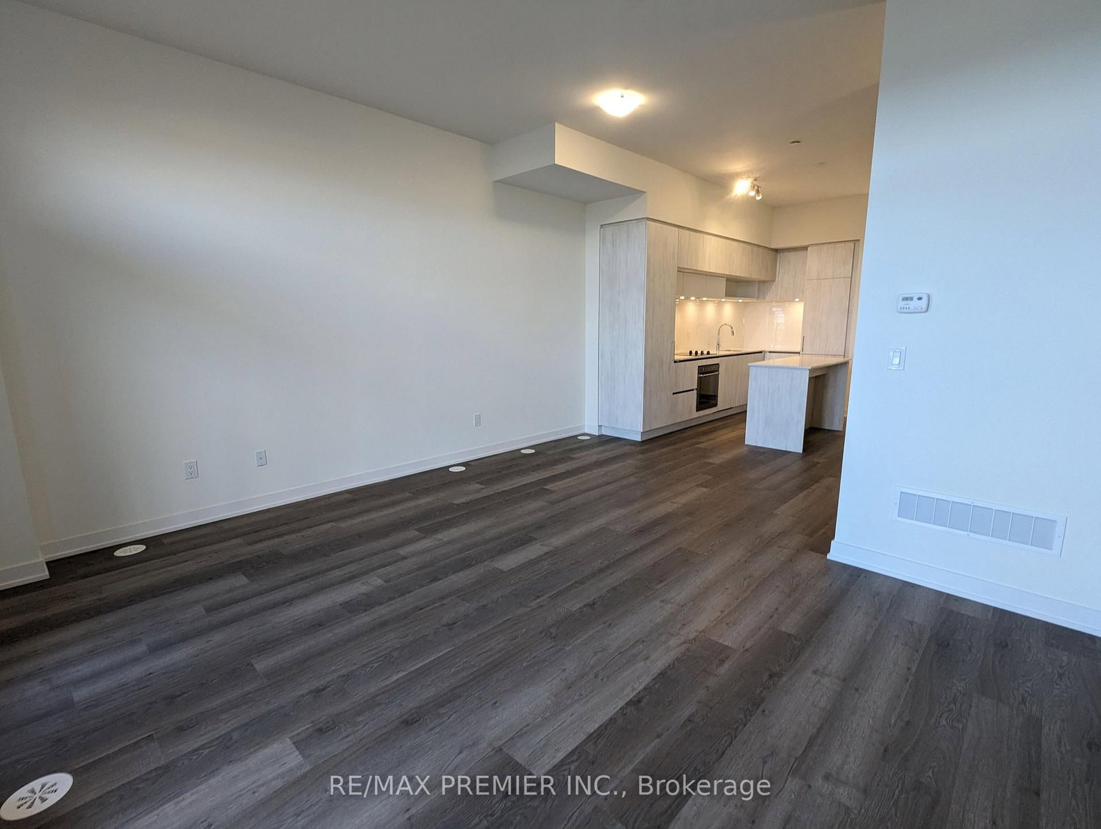 11 Steckley House Lane, Unit 409 - Photo 8