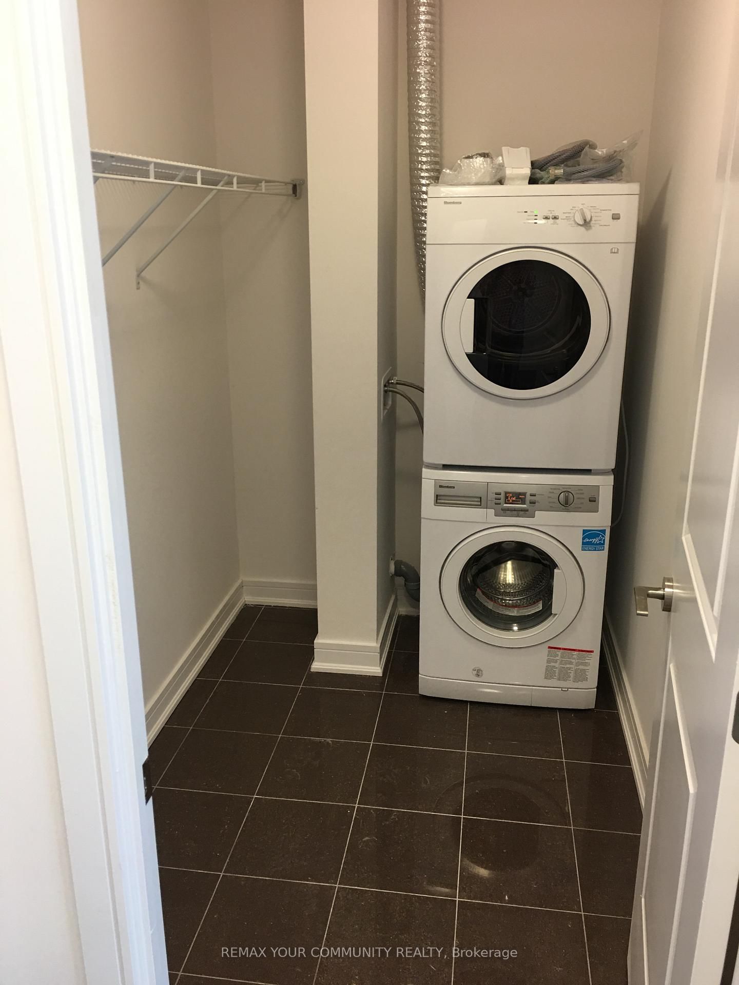 9201 Yonge Street, Unit 908 - Photo 18