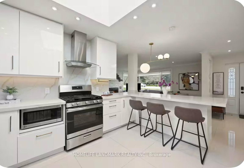 1739 Mount Albert Rd, East Gwillimbury, L0G 1V0 | Image 3