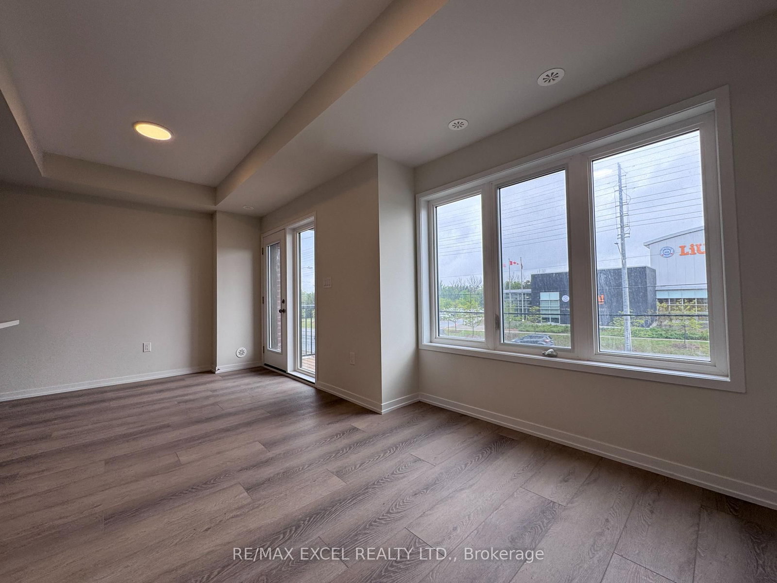 74 Matawin Lane - Photo 4