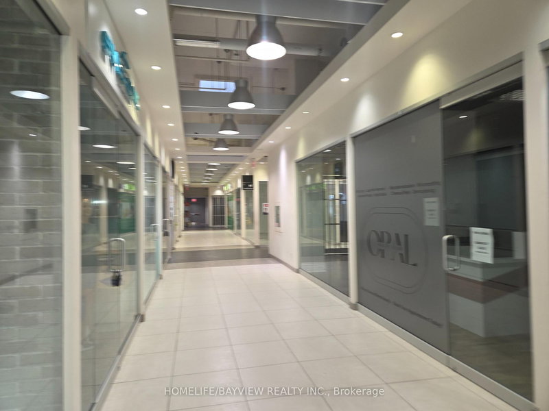 54 - 7181 Yonge St, Markham, L3T 0C7 | Image 2