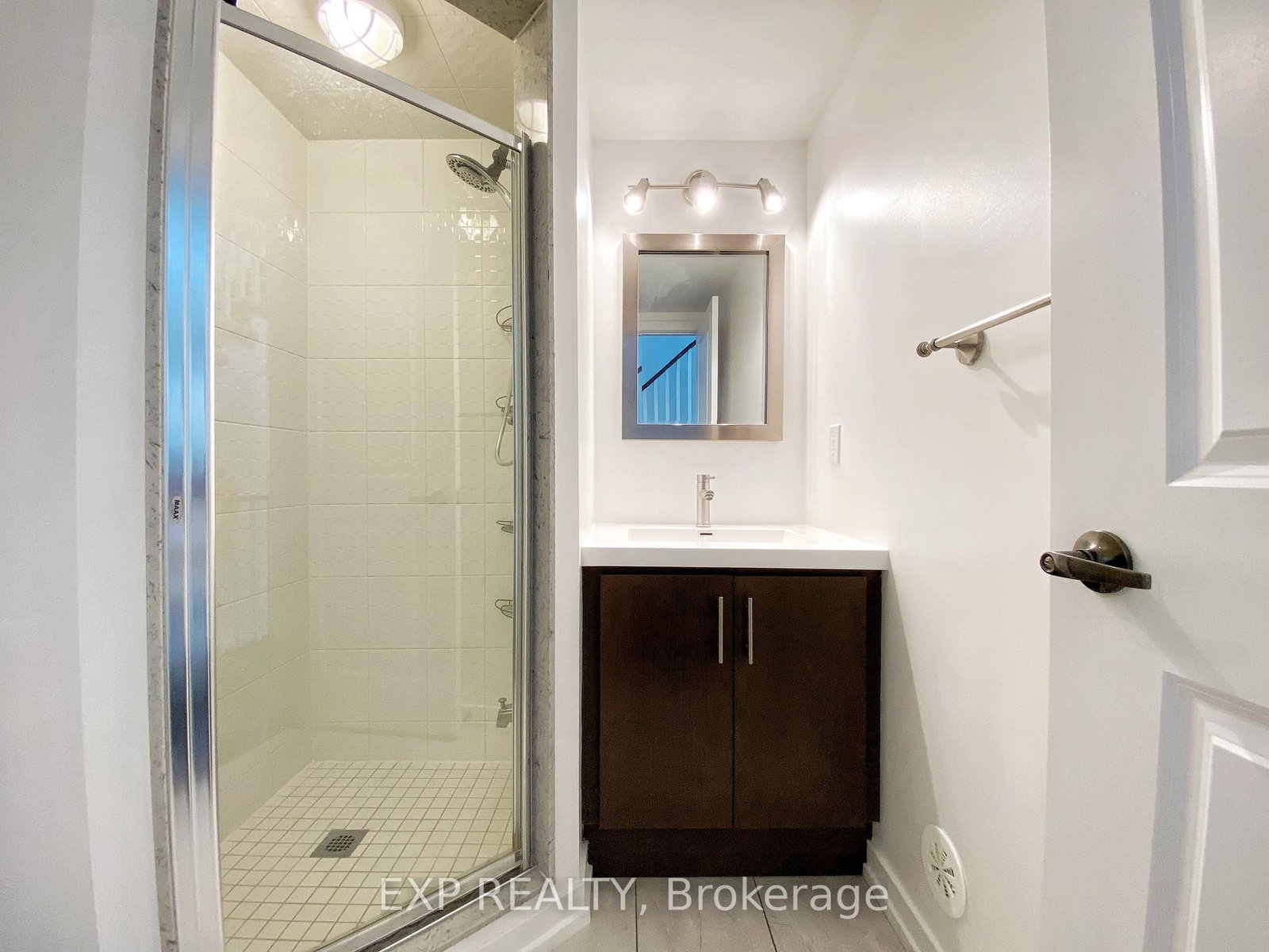 208 Glad Park Avenue - Photo 27