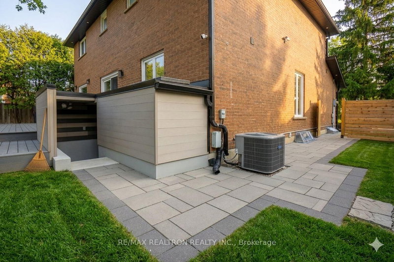 3 Evergreen Cres, Markham, L3T 5V8 | Image 2