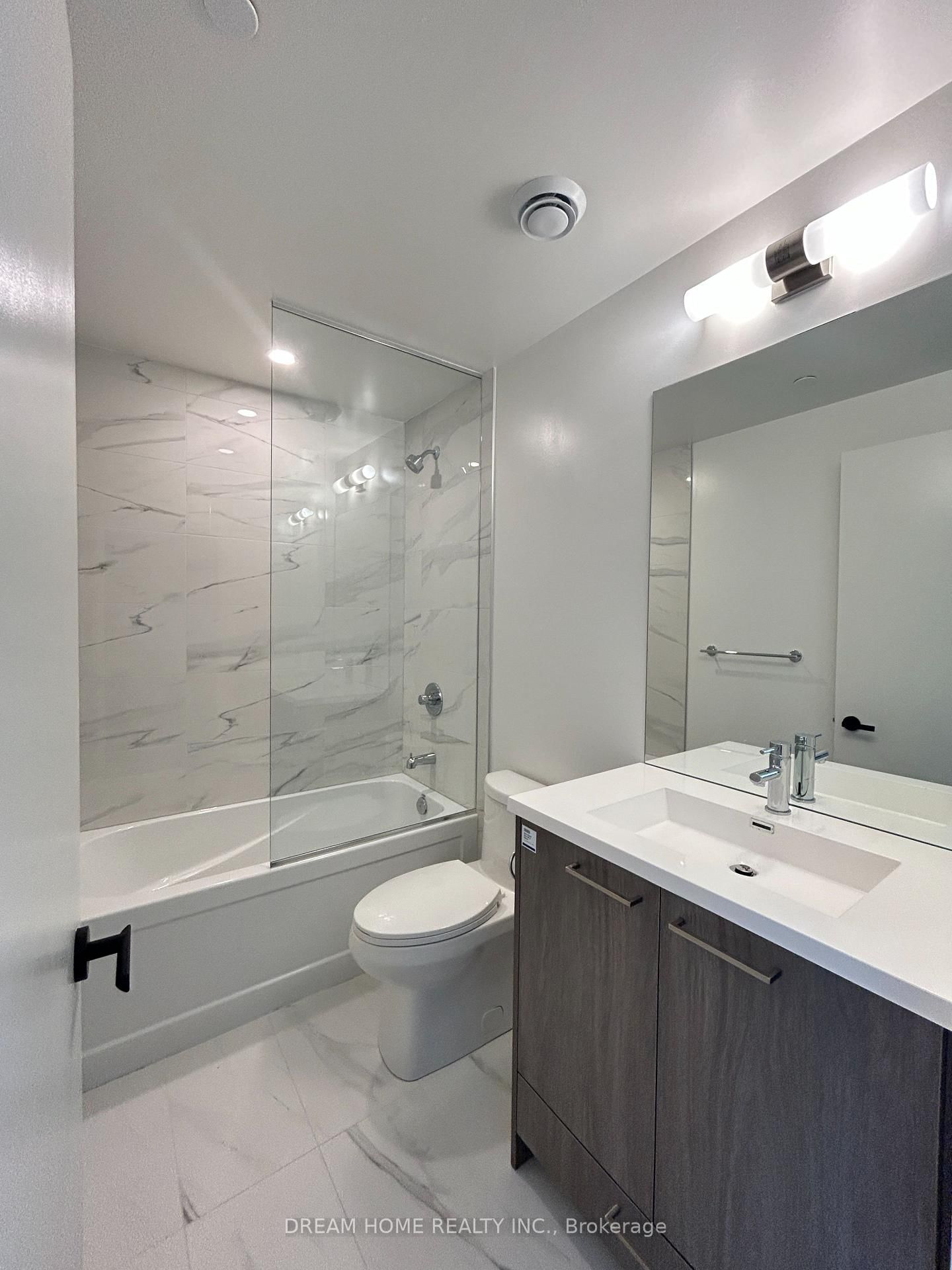 28 Interchange Street, Unit 2902 - Photo 9