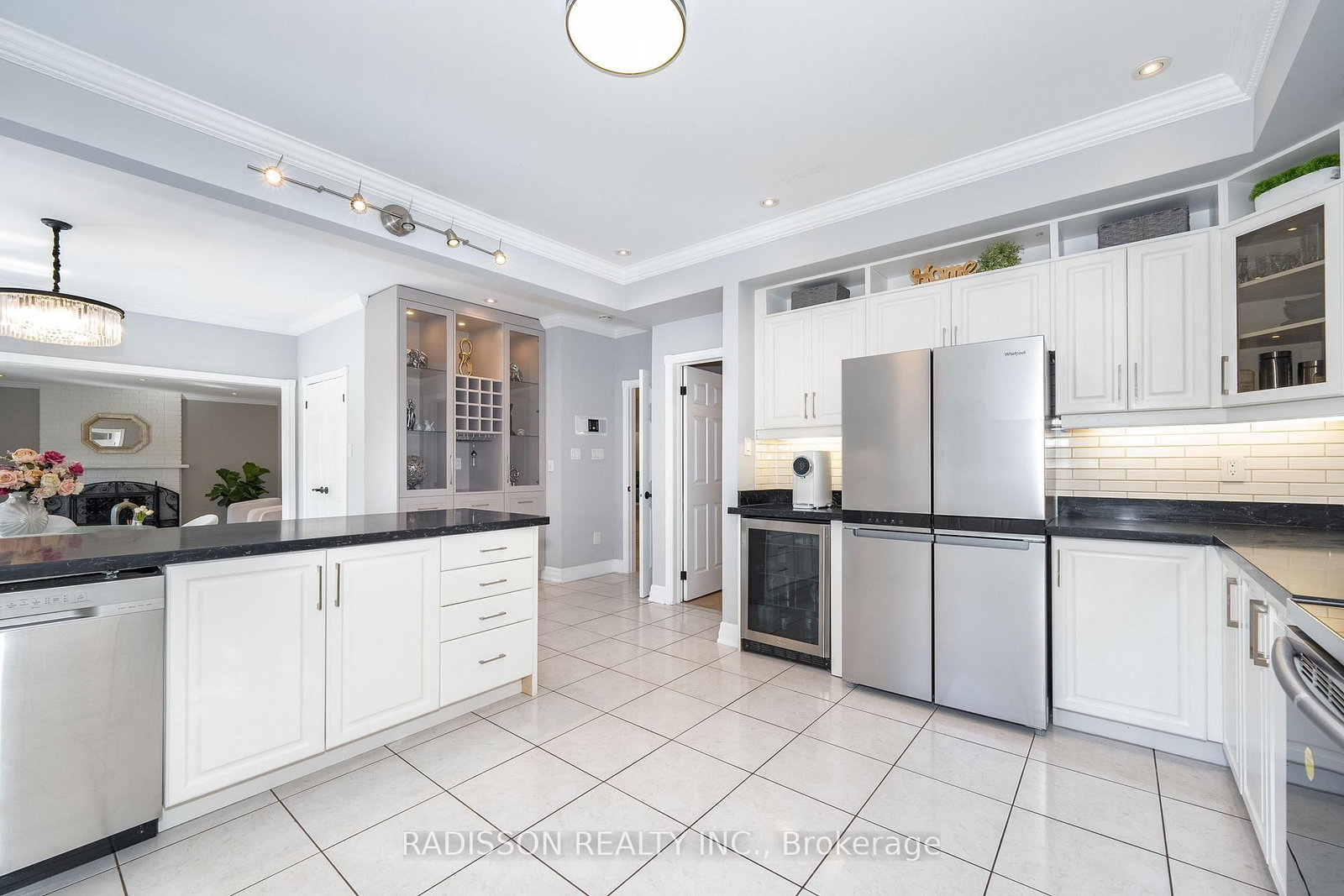 956 Portminster Court - Photo 14