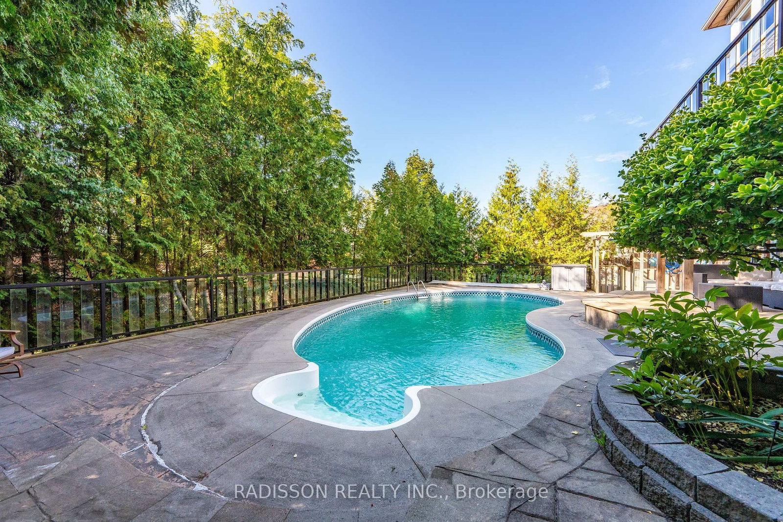 956 Portminster Court - Photo 48