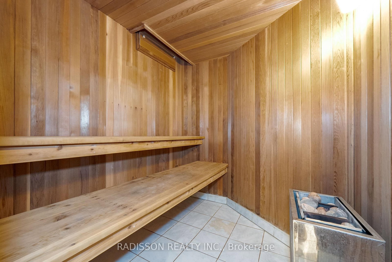 956 Portminster Court, Unit Basement - Photo 8