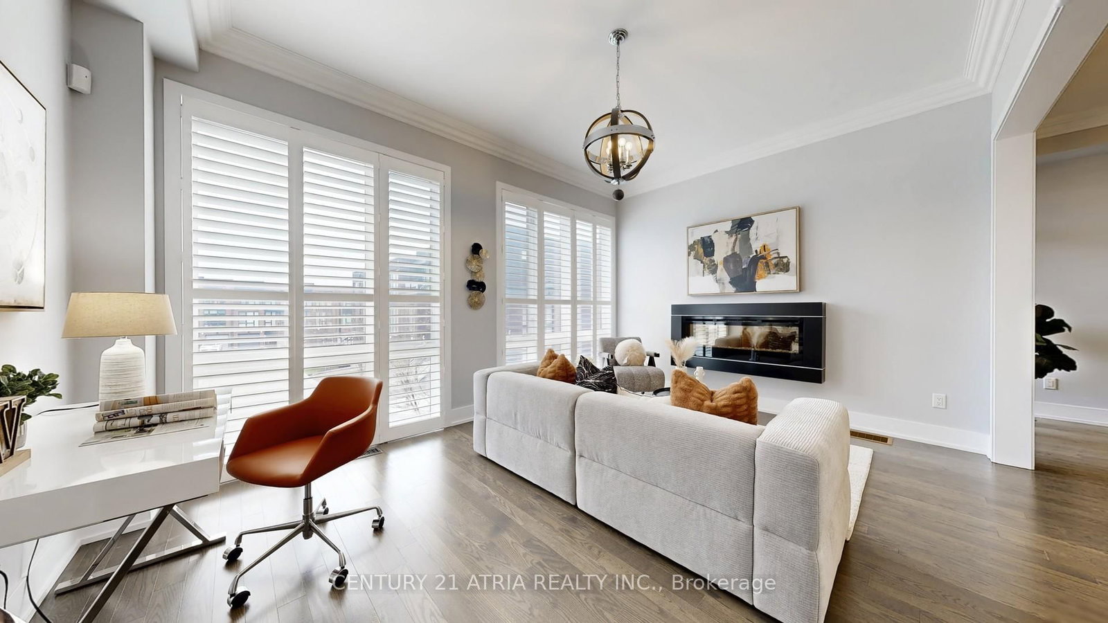 Townhouse for sale at 15 Thorncrest Drive, Vaughan, Ontario, L4J 0K1 - Patterson - MLS: N13017098