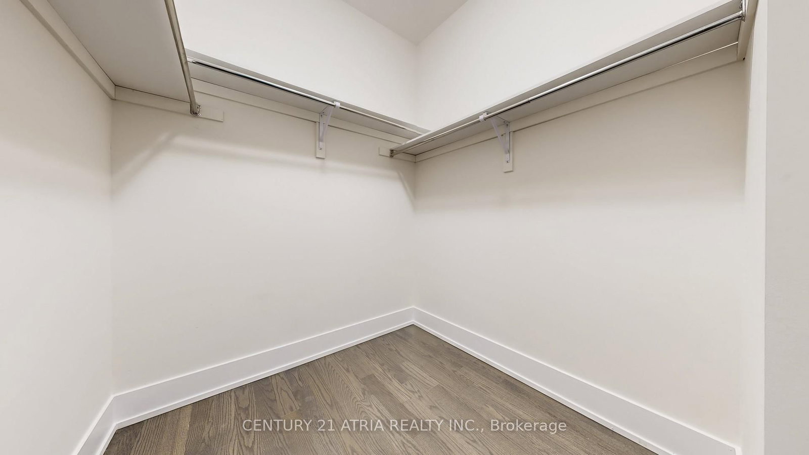 Townhouse for sale at 15 Thorncrest Drive, Vaughan, Ontario, L4J 0K1 - Patterson - MLS: N13017098