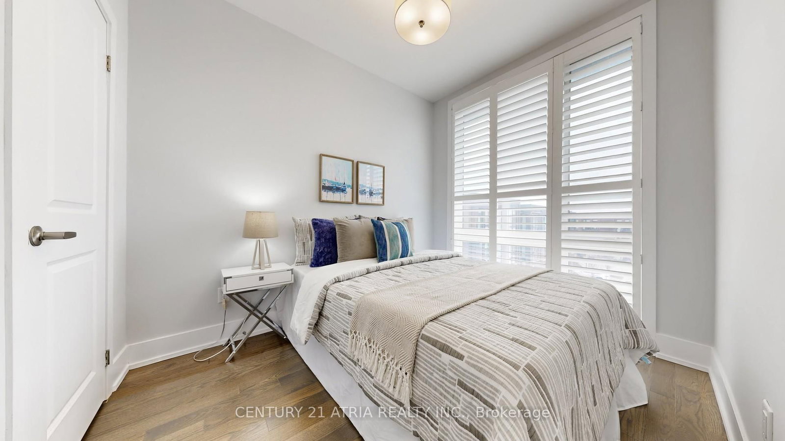 Townhouse for sale at 15 Thorncrest Drive, Vaughan, Ontario, L4J 0K1 - Patterson - MLS: N13017098