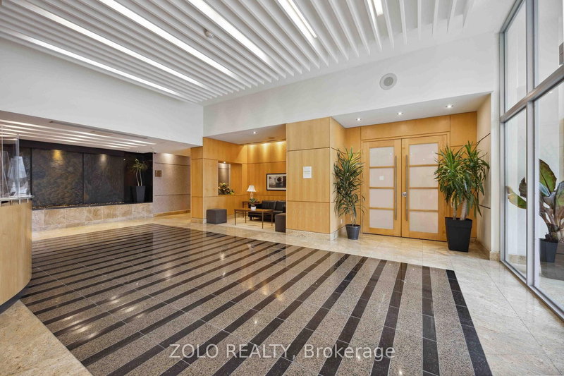 105 - 62 Suncrest Blvd, Markham, L3T 7Y6 | Image 2