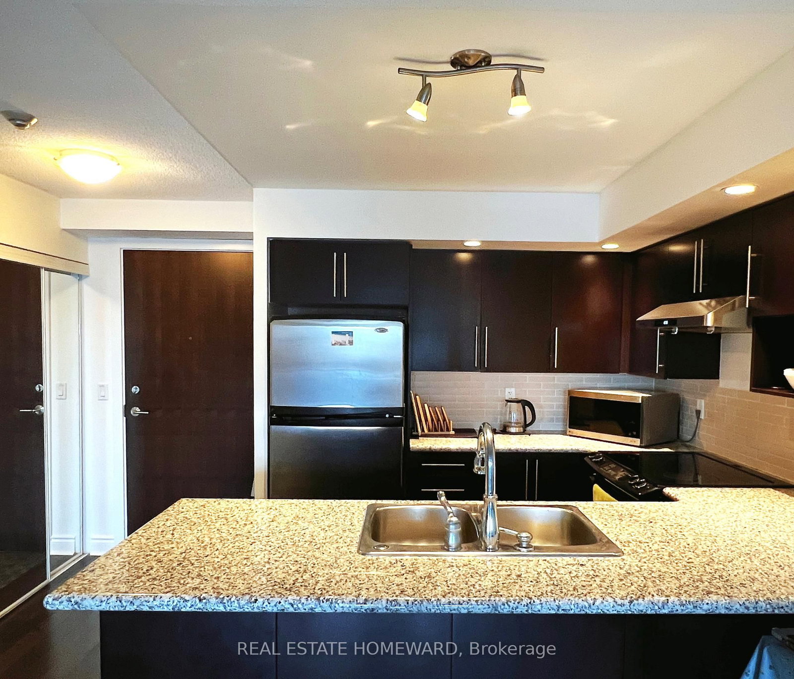 23 Cox Boulevard, Unit 1259 - Photo 2