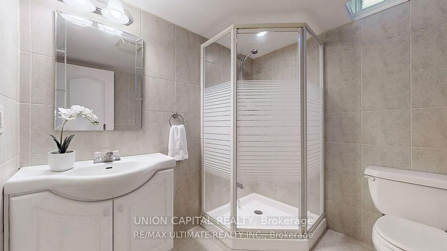 46 Clover Street, Unit BSMT - Photo 4