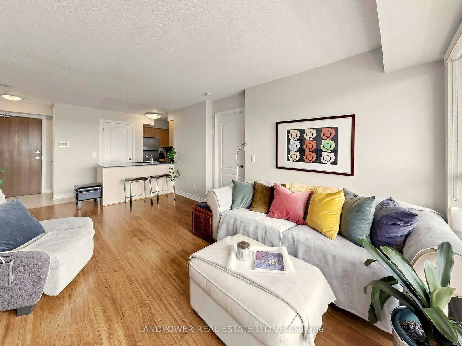 15 North Park Road, Unit 1116 - Photo 4