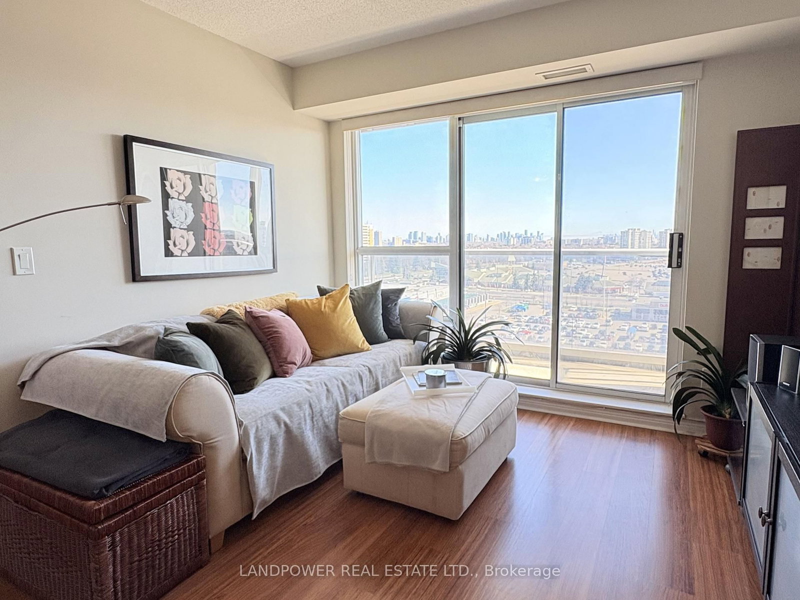 15 North Park Road, Unit 1116 - Photo 5