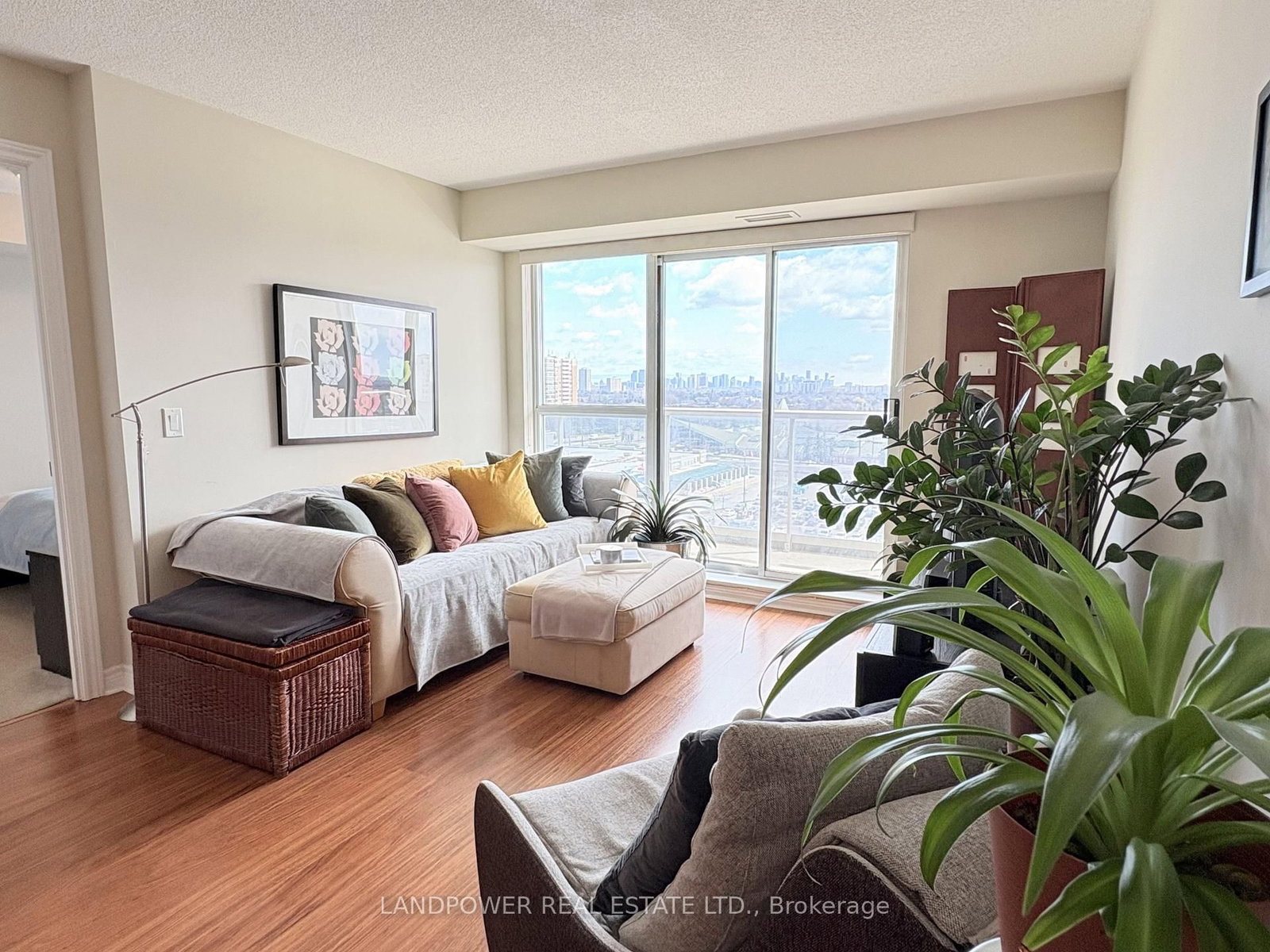 15 North Park Road, Unit 1116 - Photo 7