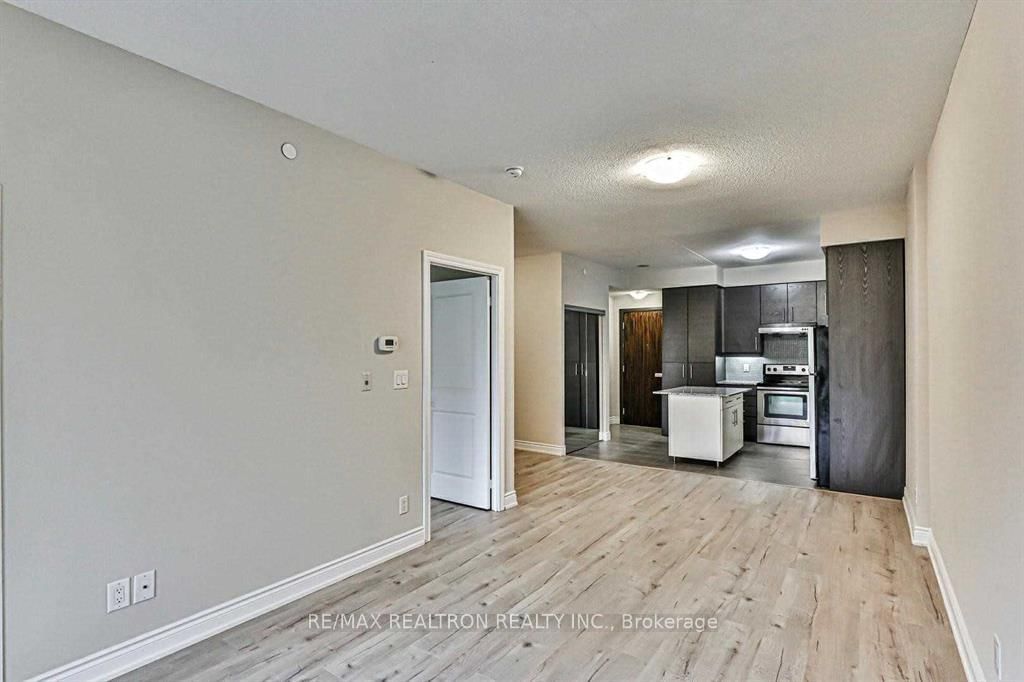 277 South Park Road, Unit 220 - Photo 12