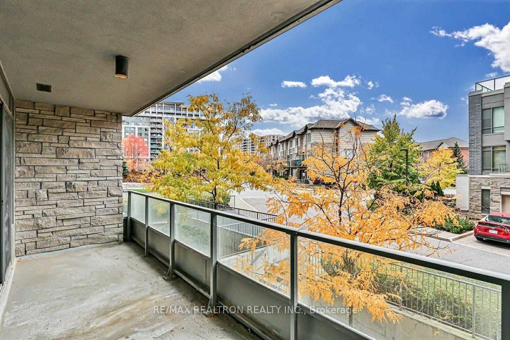 277 South Park Road, Unit 220 - Photo 18